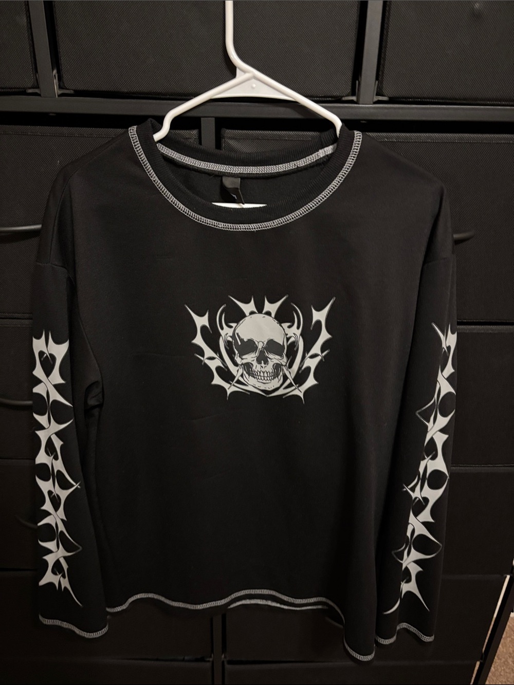 Romwe Skull Long Sleeve Size S